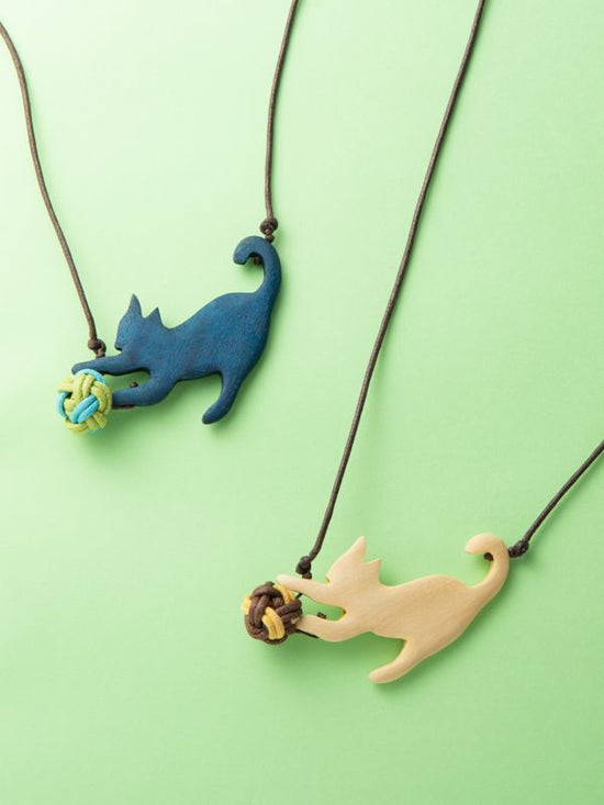 Cat Ball Necklace (2 colors)