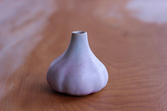 Garlic shaped vase