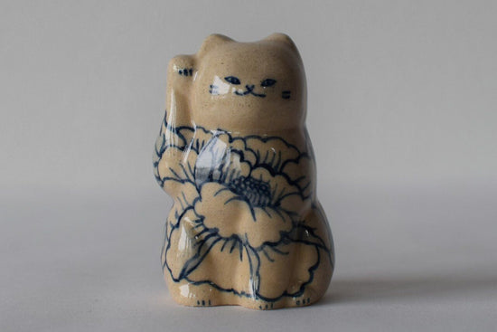 Maneki Neko S Peony