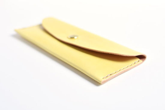 Lemon No.57 (pen case with hook)