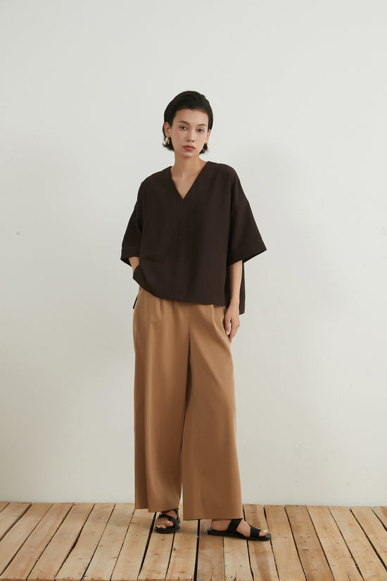 WIDE LEG TUCK PANTS