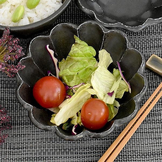 Rinka Black 12 Bowls, black Japanese tableware, small bowls, made in Japan, Minoyaki, stylish, modern.