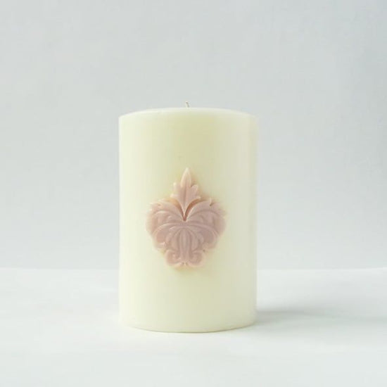 Soy wax candle, pink