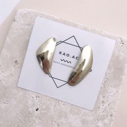 [Brass]long melt stud art Pierced earrings / Clip-on earrings 14kgf post Allergy friendly