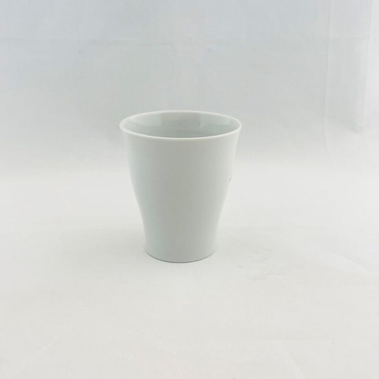 [Teacup with design of Nanten (Southern Sky)