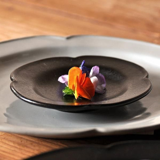 Depre Black Petit Oval Plate, black type, Western tableware, shaped plate, made in Japan, Minoyaki