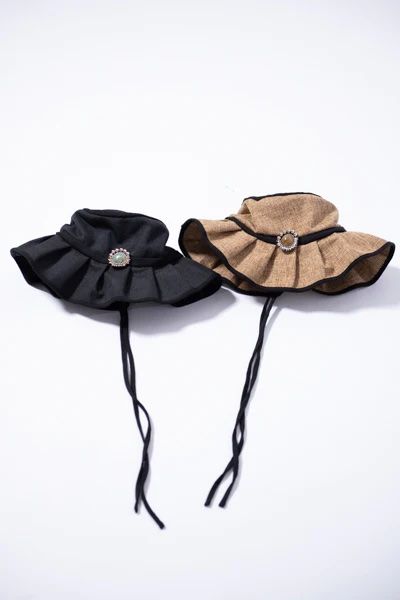 Pleated Hat with Brooch