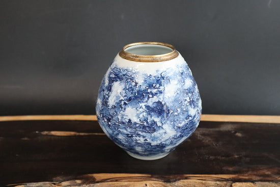 Blue-Melting Vase