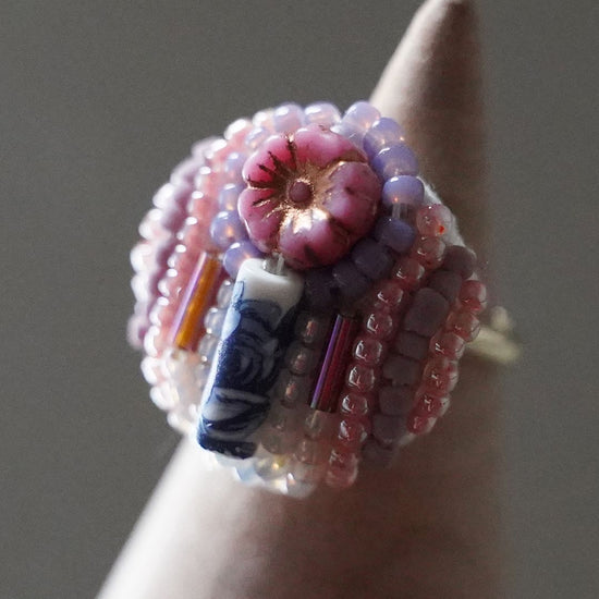 Chatty ring 80 free size beads embroidery ring flower pink blue multicolor