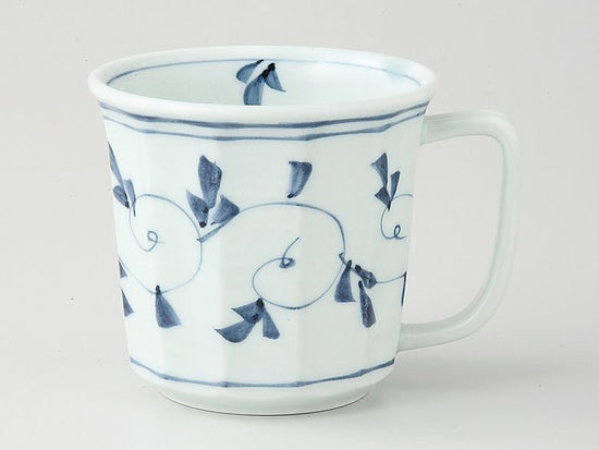 [SALE]Karakusa lightweight mug blue [Hasamiyaki].