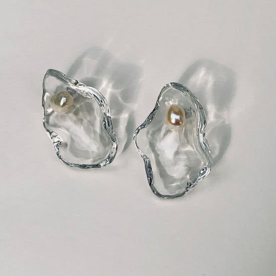 Pearl Pierced earrings