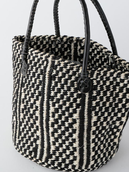 Acrylic Wool & Sisal Bag M (2 colors, assorted patterns) KENB-100