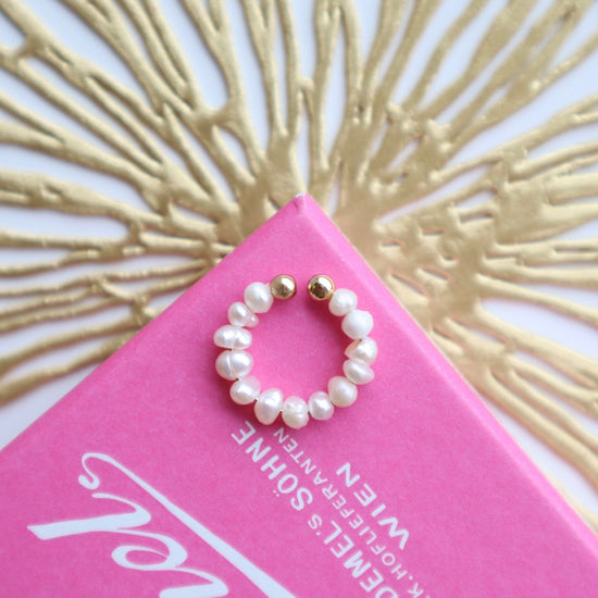 Fresh water pearl earcuff