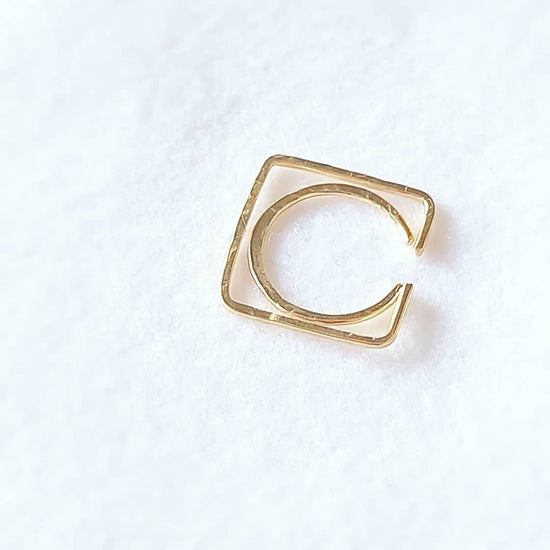 Round & Square Ear Cuffs: Save 1,000 yen per pair