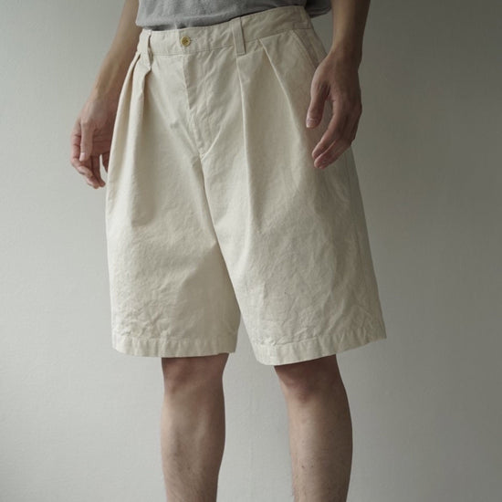 Army Canvas 2-Tuck Wide Shorts(KINARI)