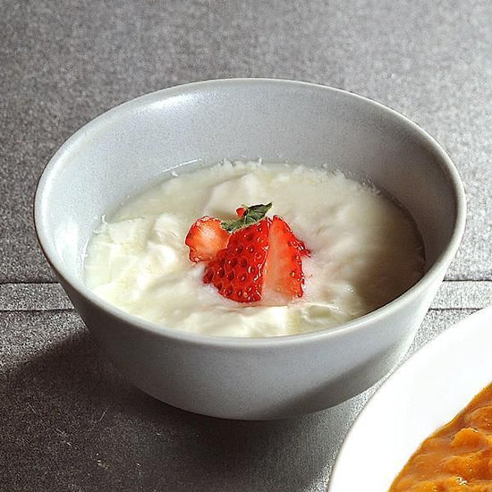 Cuisine Gray Matte Square Tea Bowl Western Tableware Round Bowl Made in Japan Minoyaki Fashionable Modern