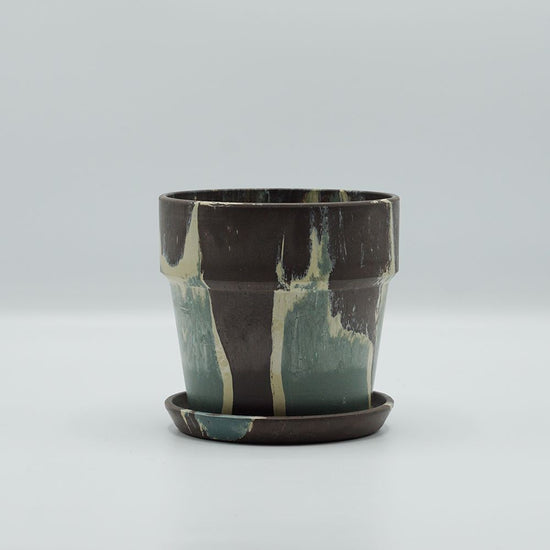 81071 [PLUS THE GREEN] Urban plant pot green camo