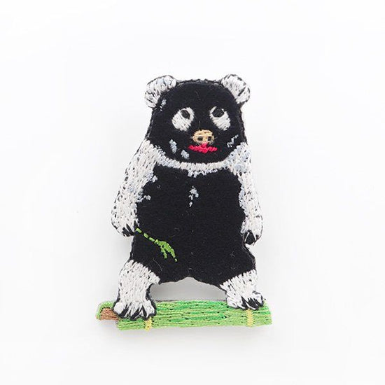 [Old work] Pokeface, blue bamboo, black and white, panda badge, black, brooch