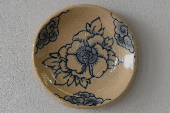 Small dish, peony