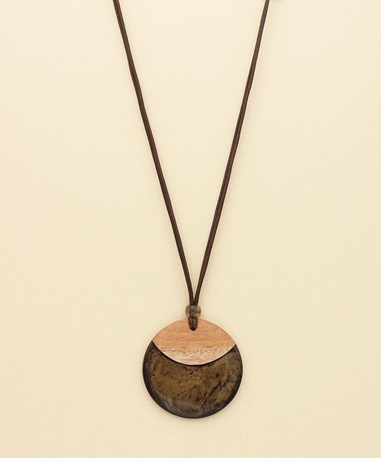 Wood Resin 1 Top Necklace A24WPN121BR