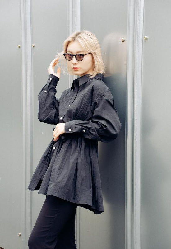 The Noetic. Peplum Shirt [BLACK].