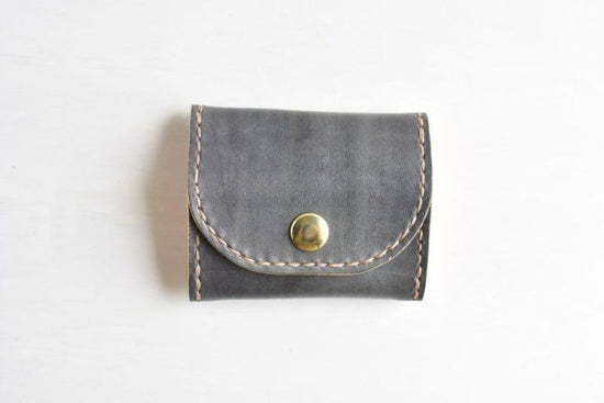 the Black No.52 (box-shaped coin purse)