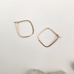 14kgf flat square pierced earrings hoop gold small silver possible