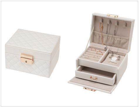 Quilted Jewelry Box M size with key, Lucy Collection, unit of 1 piece AO-JB-8300