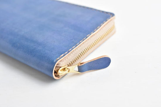 Hydrangea No.137 (Round Zipper Long Wallet)