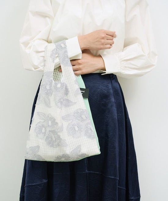 TWINS bag <S> [gray flower × ice green].