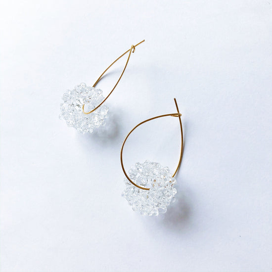 Crystal Loop Pierced earrings Gold / Silver