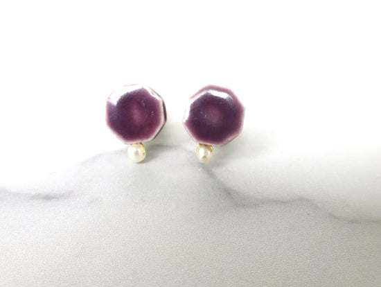 Small octagonal and small freshwater pearl ceramic pierce/earring (purple)