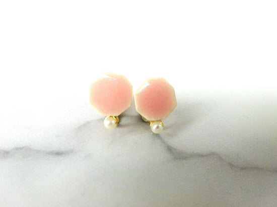 Small octagonal and small freshwater pearl ceramic pierce/earring (pink)