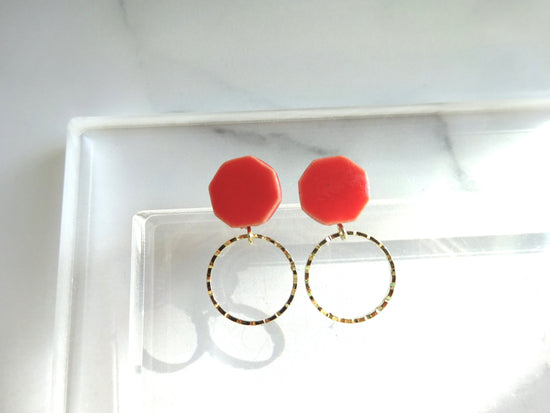 Octagonal and Gold Ring Ceramic Pierced Earrings / Clip-on Earrings Red