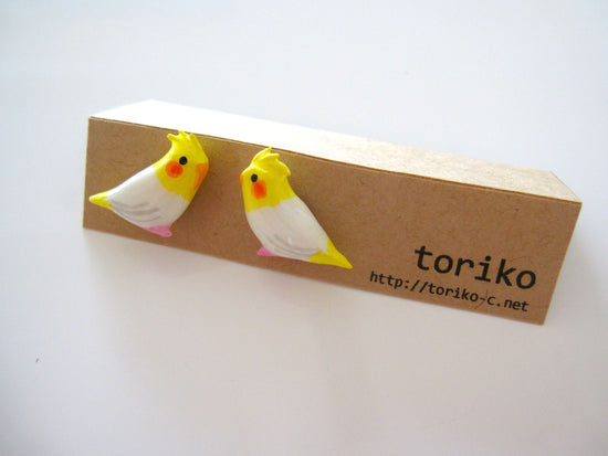 Cockatoo (Luchino) Pierced earrings and Clip-on earrings in Resin