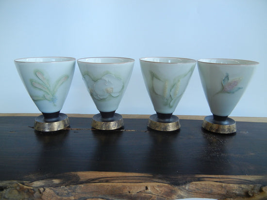 Glass with flower design (Lilas, skunk cabbages, butterfly orchids, spring orchids)