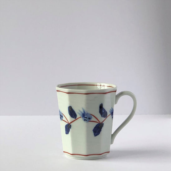Aritayaki Porcelain [for you] Matching Mug, Meguri-Hana Red