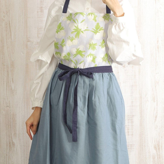 Long wide gathered apron with blue cherry blossom pattern D-0001