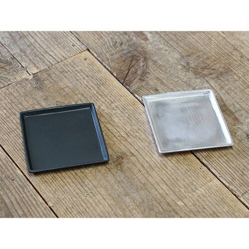 63627 [PLUS THE GREEN] square plate silver