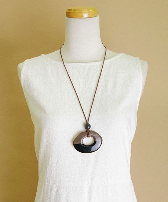 Wood Resin Donut Top Necklace A24WPN130BR