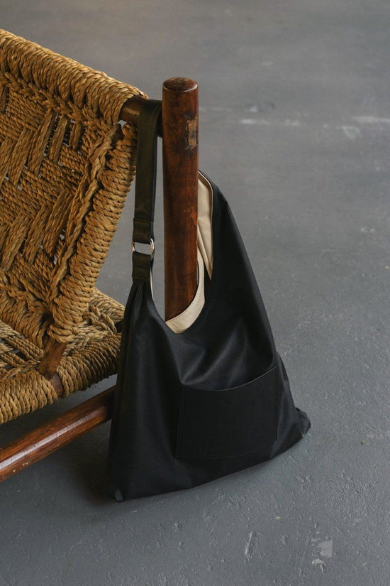 Asymmetry Reversible Bag/2color