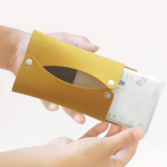 Pocket tissue case [mustard