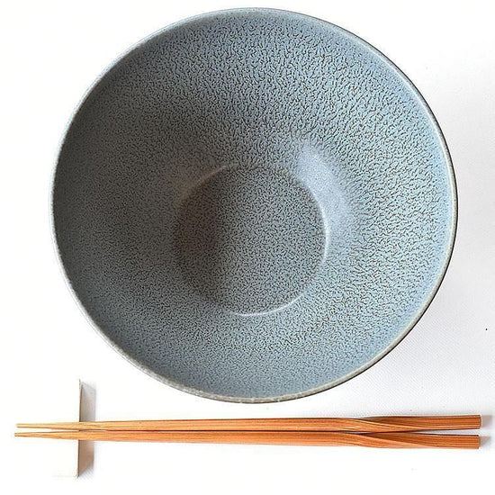 Cuisine Glazed blue rice bowl, blue type, Western tableware, round bowl, made in Japan, Minoyaki, stylish, modern.