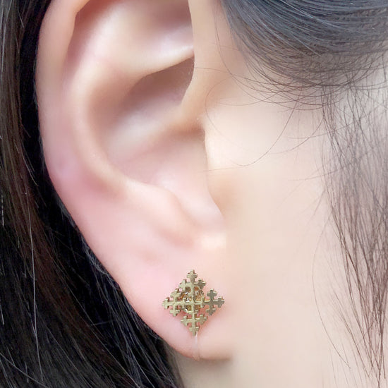 Colt non-hole pierced earrings [Special Cross].