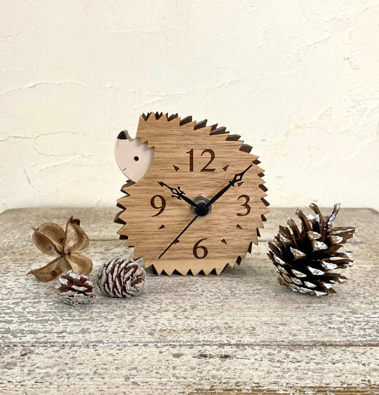 Hedgehog clock (walnut)
