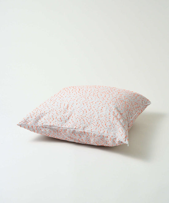 Cushion cover / orange dots / L