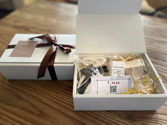 [SQUARE] Organic Essential Oil Gift Set