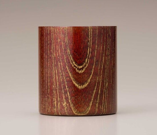 A gold-plated Keyaki (zelkova) Lacquered Mug. Keyaki Mug Cup Red/Gold SX-0599