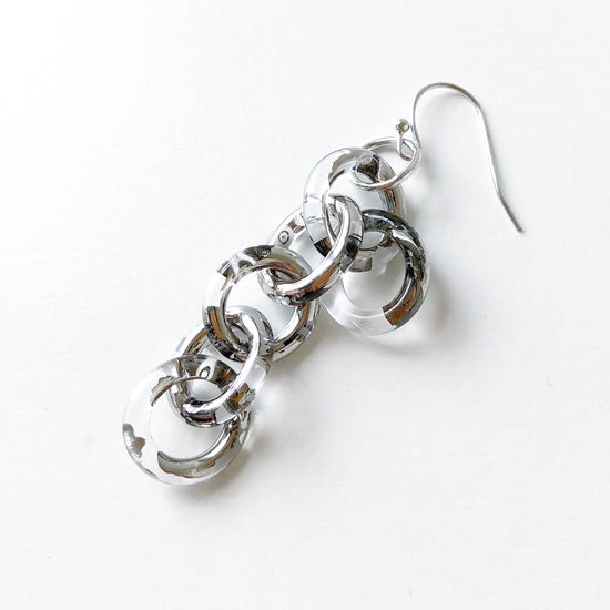 Platinum Chain Pierced earrings / Clip-on earrings (One ear)