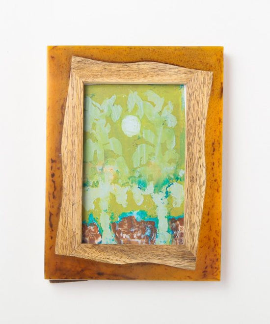 Wood & Resin Art Frame cum Photo Frame L 15 x 20cm M22-2498BR